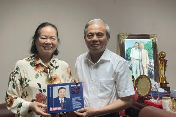 Ông Lê Doãn Hợp – nguyên Bộ trưởng Bộ Văn hóa – Thể thao – Du lịch Ủy Thác Quyền Bảo Hộ Quyền Sao Chép Tác Phẩm Cho VIETRRO: Bước Đi Tiên Phong Trong Bảo Vệ Bản Quyền Thời Đại Số